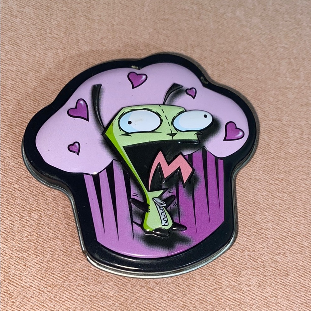Gir RARE Candy Metal Tin Hot Topic